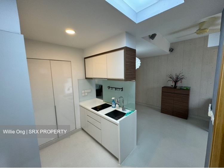 Casa Cambio (D19), Condominium #563691011